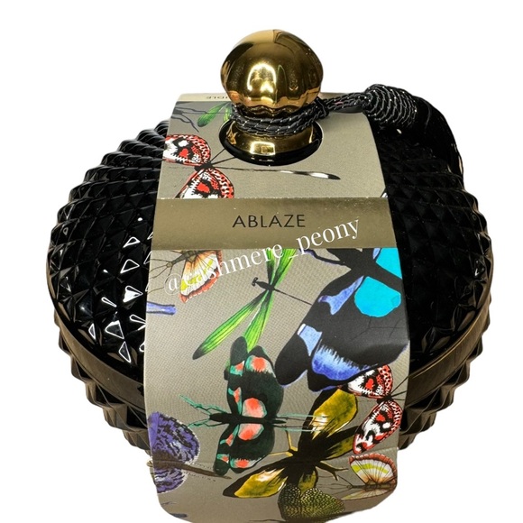 Christian Lacroix Maison Ablaze Luxury Soy Blend Candle 9oz - Picture 3 of 6